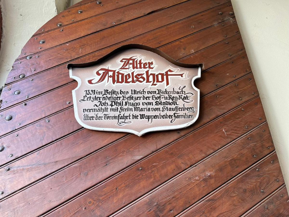 Im Stadionischem Hof *